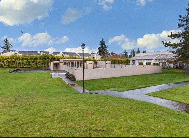 25446 106th Ave SE, Unit A4 in Kent, WA - Building Photo - Building Photo