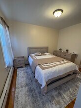 92 West St in Enfield, CT - Building Photo - Building Photo