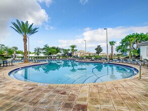 3120 Paradox Cir in Kissimmee, FL - Building Photo - Building Photo