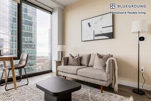 1210 S Indiana Ave in Chicago, IL - Building Photo