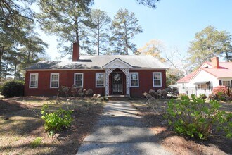 601 Huske St in Fayetteville, NC - Building Photo - Building Photo