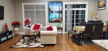 410 S Edward St in Mount Prospect, IL - Building Photo - Building Photo