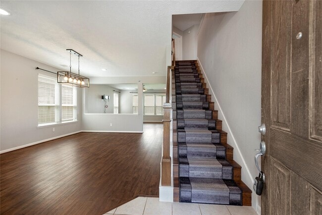 24015 Adobe Ridge Ln