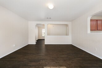 5002 Meridian Farm in San Antonio, TX - Building Photo - Building Photo