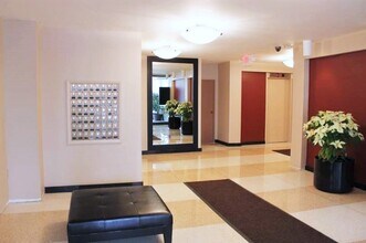 522 21st St NW, Unit 708 in Washington, DC - Foto de edificio - Building Photo