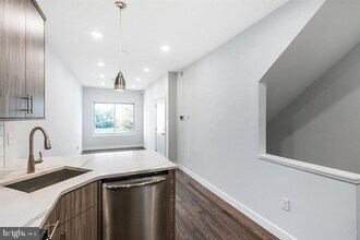 1752 N Marshall St in Philadelphia, PA - Building Photo - Building Photo