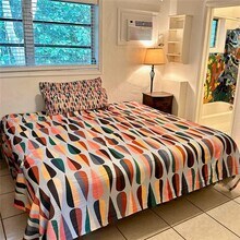 325 Fernwood Rd in Key Biscayne, FL - Building Photo - Building Photo