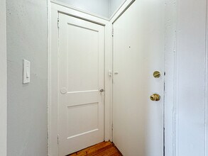 179 Sigourney St in Hartford, CT - Building Photo - Building Photo