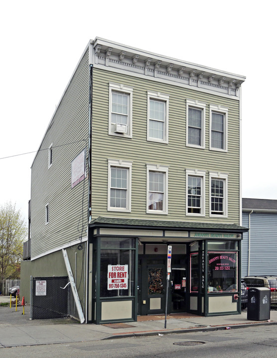 150 Monticello Ave in Jersey City, NJ - Building Photo