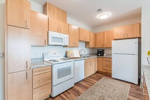 Avery Landing Apartments in Greenville, SC - Building Photo