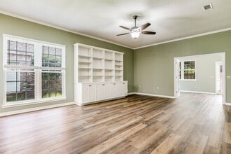 1443 Champions Green Dr in Gulf Breeze, FL - Building Photo - Building Photo