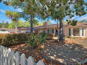 7 Cypress Ave in Kentfield, CA - Building Photo - Building Photo