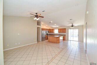 9673 E 38th St in Yuma, AZ - Building Photo - Building Photo