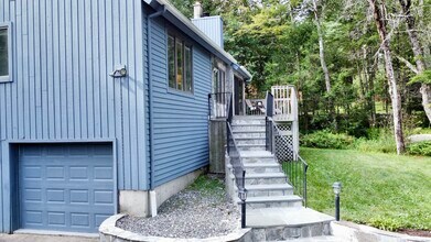 421 E Hyerdale Dr in Goshen, CT - Building Photo - Building Photo