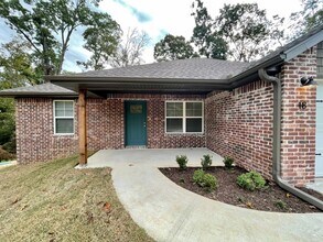 18 Dinsmoore Ln in Bella Vista, AR - Building Photo - Building Photo