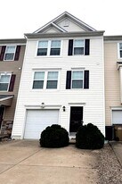 305 Turquoise Ln in Morgantown, WV - Building Photo