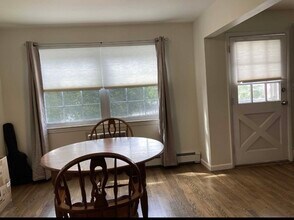 8 Colonial Rd in Beacon, NY - Building Photo - Building Photo