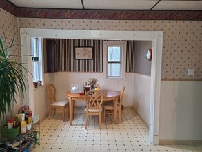 95 Belmont St, Unit 2 in Somerville, MA - Foto de edificio - Building Photo