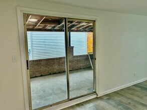 4632 Friendship Ave in Pittsburgh, PA - Building Photo - Building Photo