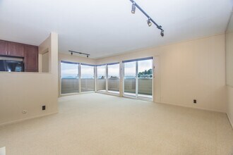 212 Richardson St in Sausalito, CA - Building Photo - Building Photo