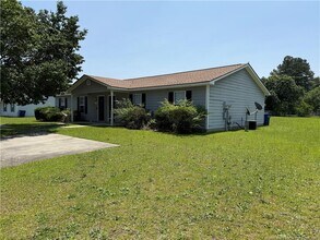 203 Centipede Ln in Raeford, NC - Building Photo - Building Photo