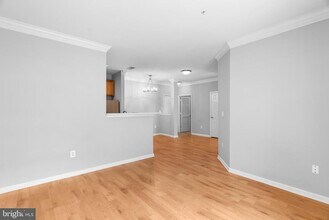 4852 Eisenhower Ave in Alexandria, VA - Building Photo - Building Photo