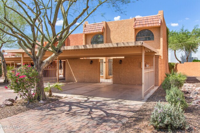 2500 Hayden Rd in Scottsdale, AZ - Building Photo - Building Photo