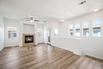 26355 Arboretum Way in Murrieta, CA - Building Photo - Building Photo