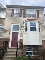 3316 Broker Ln in Woodbridge, VA - Building Photo