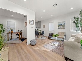 1411 W 7th St in Santa Ana, CA - Building Photo