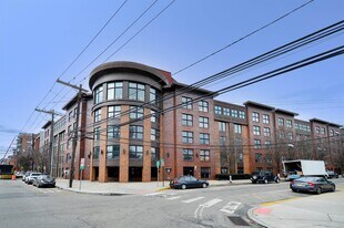 70 Adams St in Hoboken, NJ - Building Photo