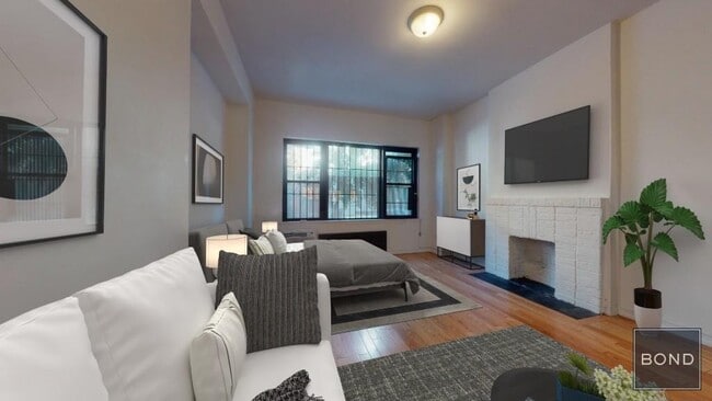 property at 41 Bedford St