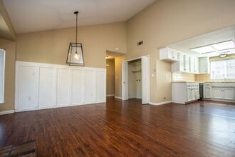 1130 Berea Dr in Turlock, CA - Building Photo - Building Photo