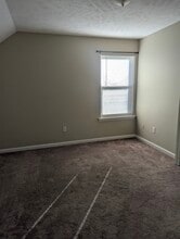 2480 Oak Hill Dr in Murfreesboro, TN - Foto de edificio - Building Photo