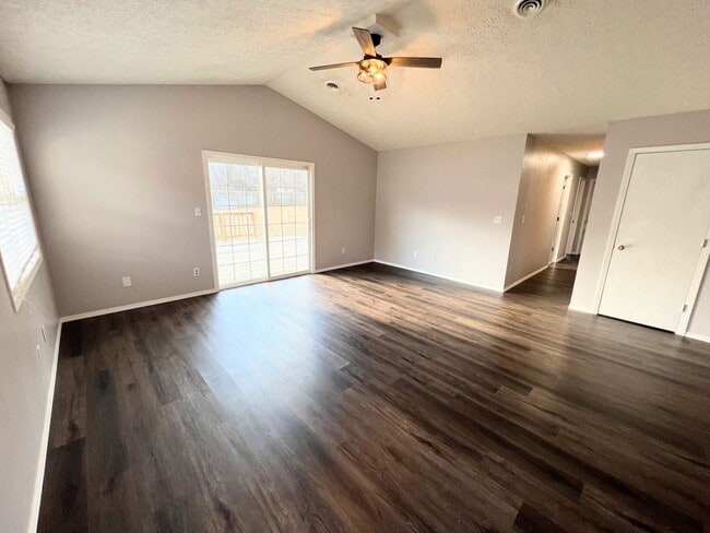 16455 Twilight Dr in Waynesville, MO - Building Photo - Building Photo