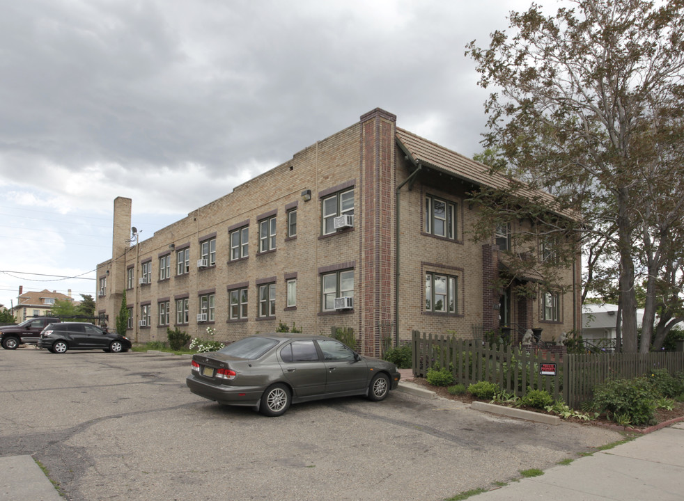 1530 Downing St in Denver, CO - Foto de edificio