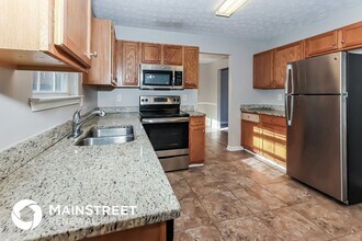 290 Pleasant Hills Dr in Covington, GA - Building Photo - Building Photo