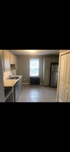 527 Charles St, Unit 1st Floor in Throop, PA - Building Photo - Building Photo