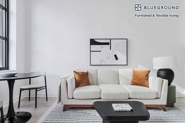 135 York St in Brooklyn, NY - Building Photo - Building Photo