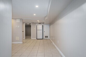 15 Indian Rd Crescent in Toronto, ON - Building Photo - Building Photo