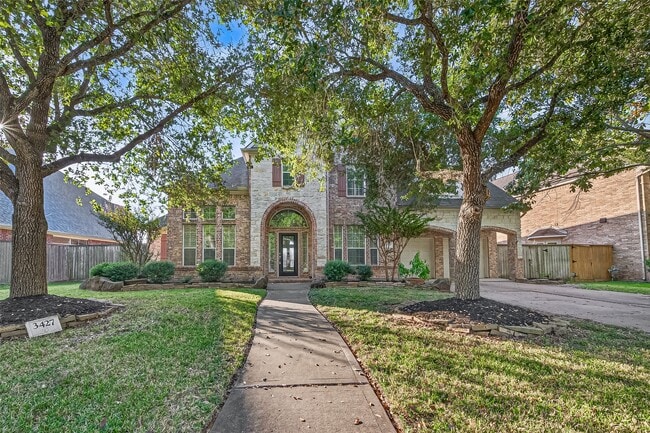 3427 Lakeridge Canyon Dr