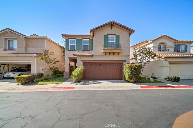 property at 594 Yarrow Dr