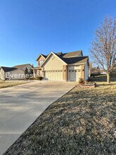301 Quail Hollow Dr in Dardenne Prairie, MO - Building Photo - Building Photo