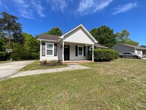 2709 Ingleside Dr in High Point, NC - Building Photo - Building Photo