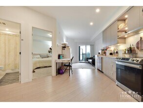 20695 Eastleigh Crescent in Langley, BC - Building Photo - Building Photo