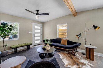 1028 Calloway St in Tallahassee, FL - Building Photo - Building Photo