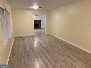 374 E Monroe Ave in Ashburn, GA - Building Photo - Building Photo