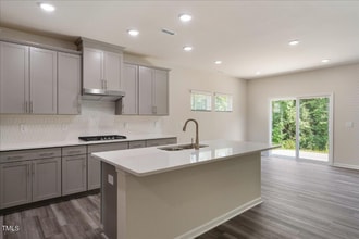 937 Avonmore Dr in Wendell, NC - Foto de edificio - Building Photo