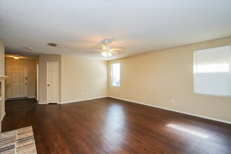 3520 Clydesdale Dr in Denton, TX - Building Photo - Building Photo