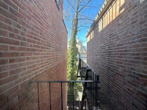 195 Saint Botolph St, Unit 3 in Boston, MA - Building Photo - Building Photo